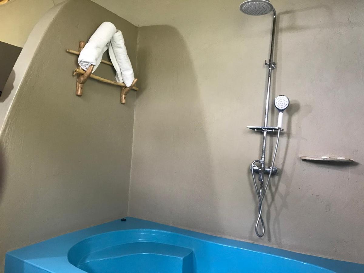 Enshama Game Lodge And Campsite Katunguru Luaran gambar