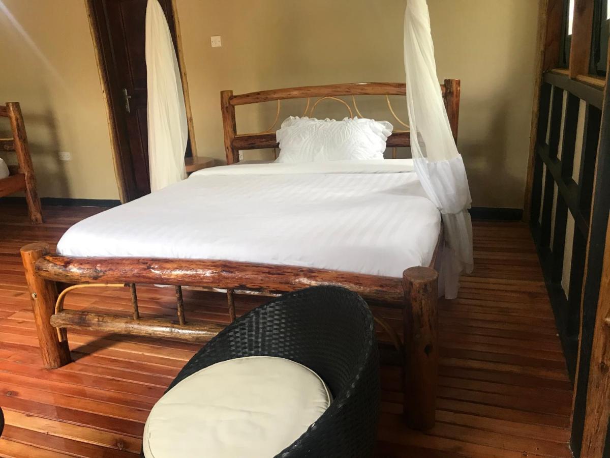 Enshama Game Lodge And Campsite Katunguru Luaran gambar