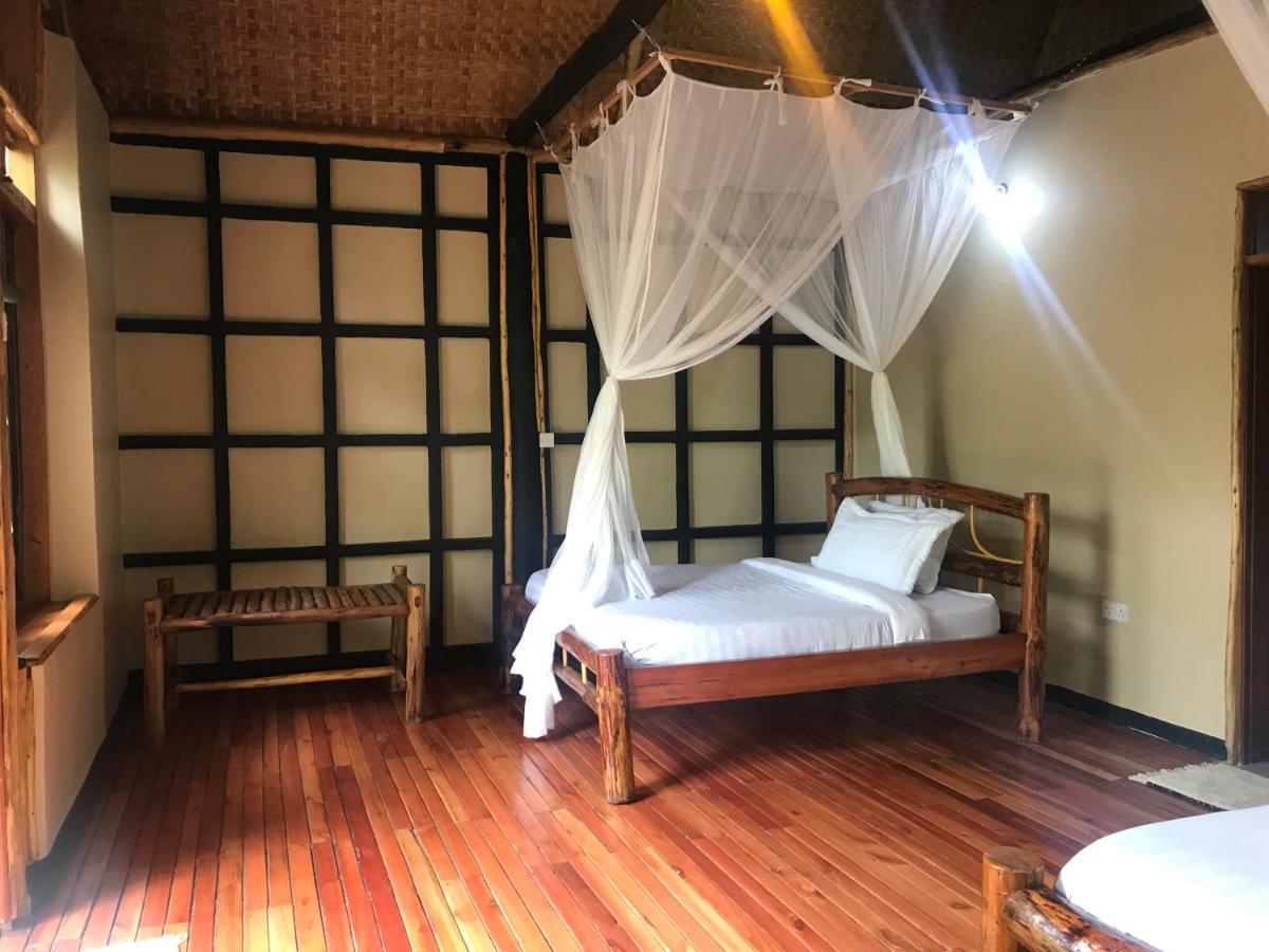 Enshama Game Lodge And Campsite Katunguru Luaran gambar